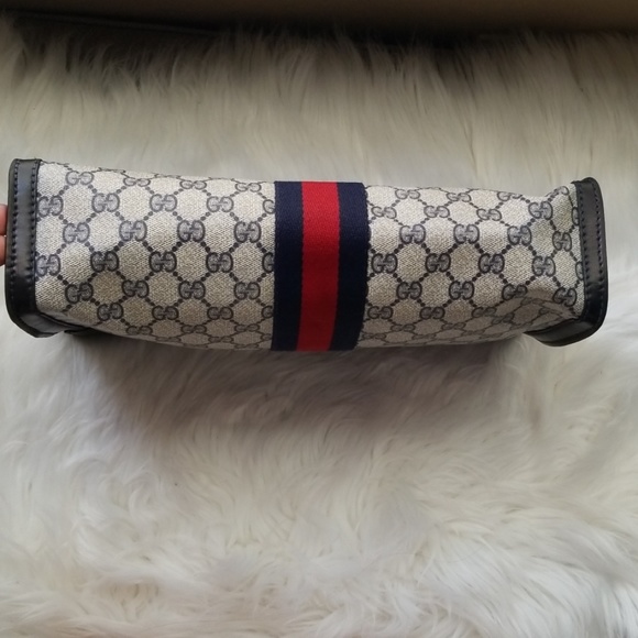 Authentic Vintage Gucci Clutch XL Crossbody - Picture 4 of 7